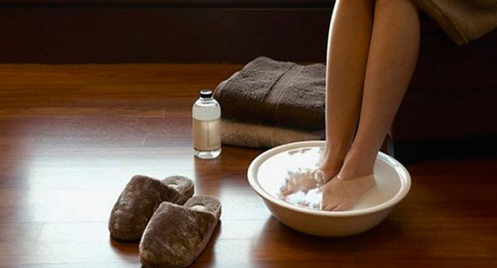 Disinfection of the obvius and a foot bath against fungi